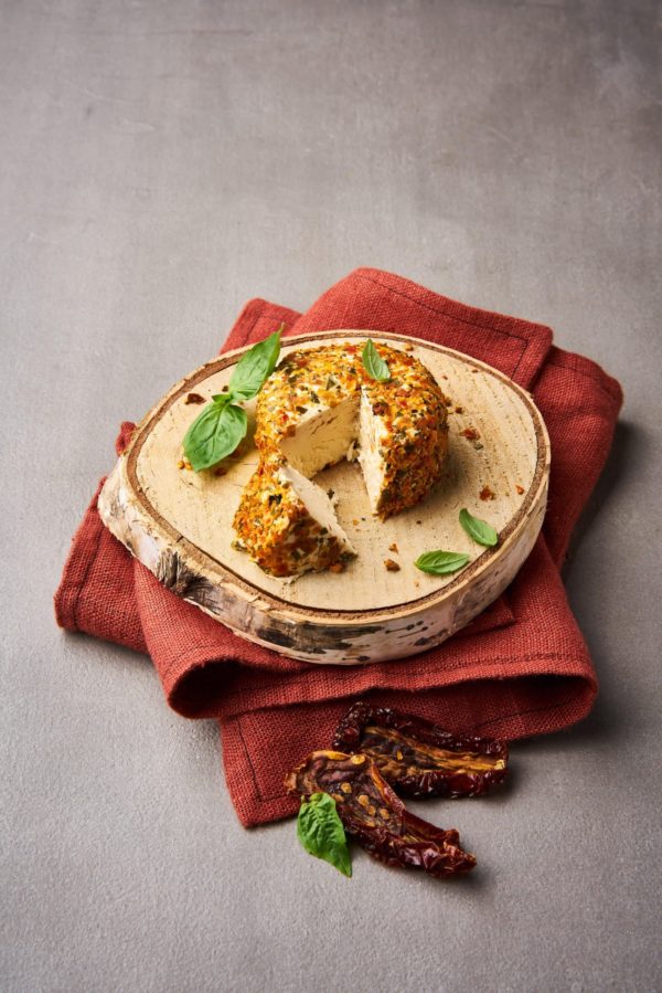 Chèvre enrobé tomate basilic