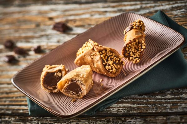 Canneloto chocolat & éclats de noisette - 1 pièce